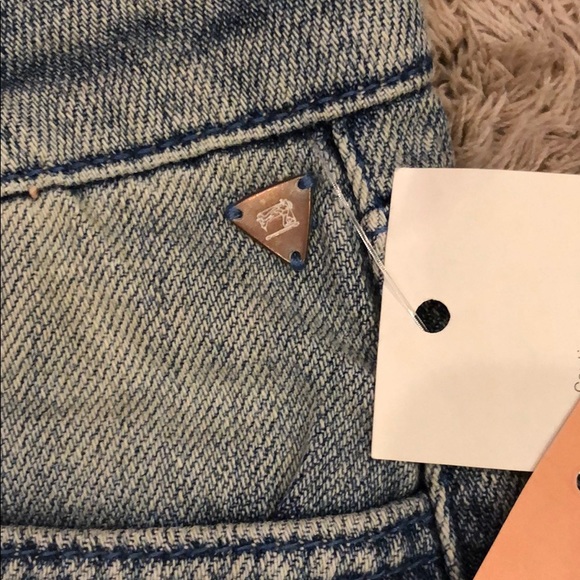 Scotch & Soda Embroidered Denim Shorts NWT - Picture 4 of 10